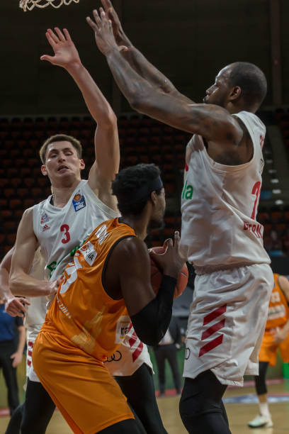 球的发展步 球的发展步