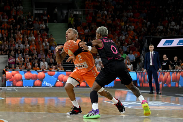 杨帆与献钧 杨帆与献钧