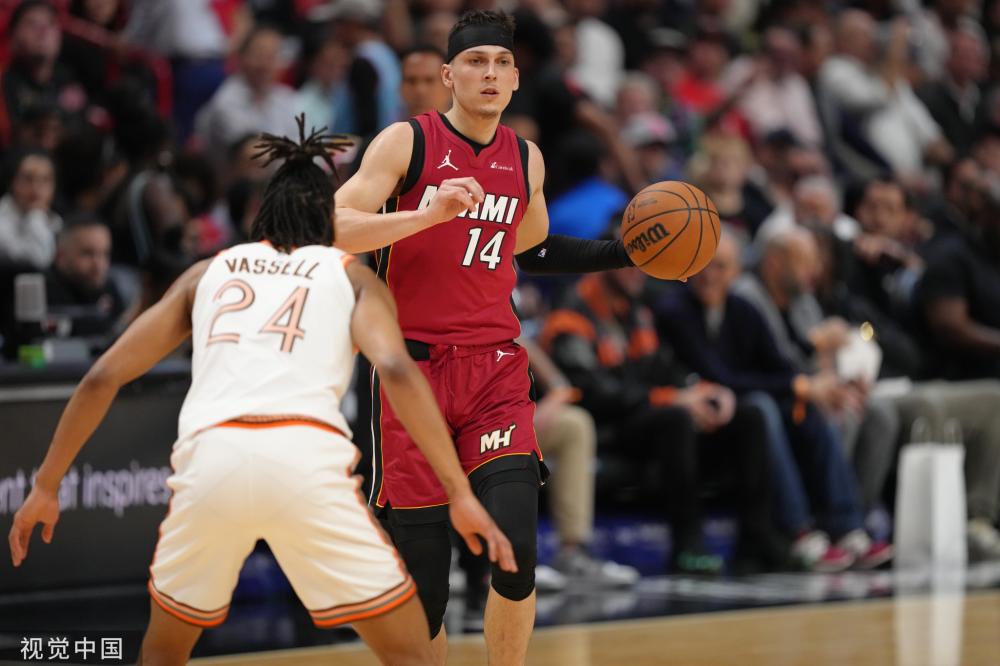 中国女排此 中国女排此